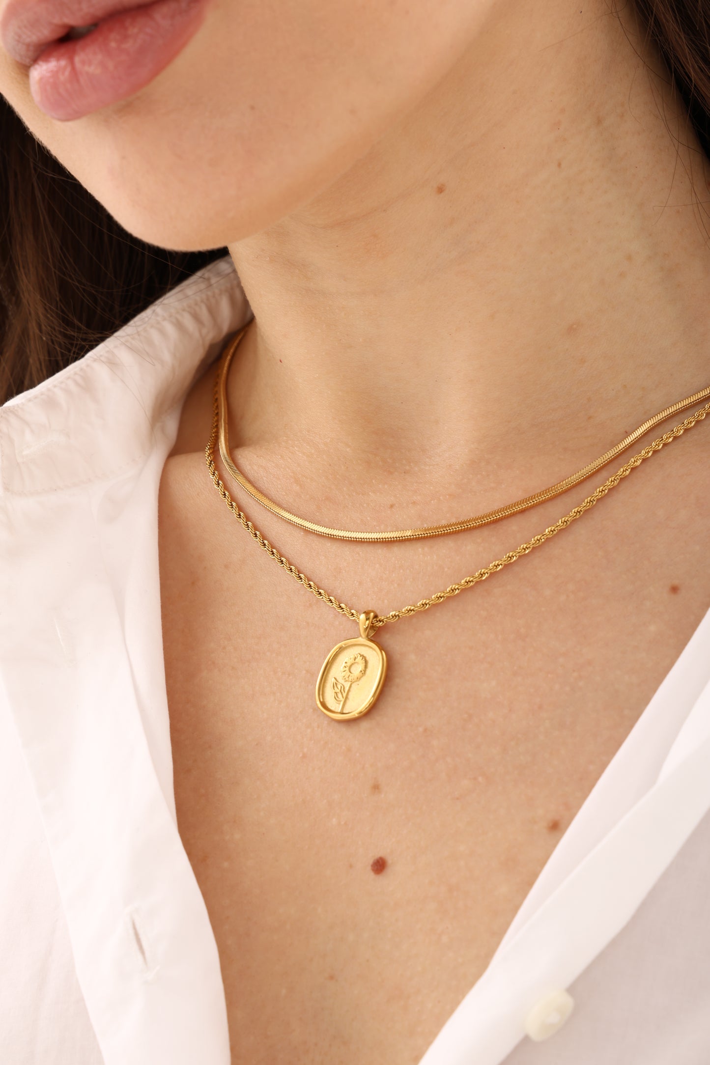 Layla snake chain necklace
