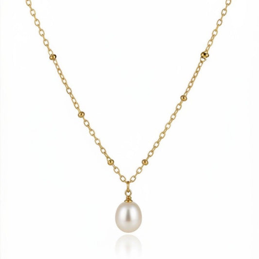Lolia pearl necklace